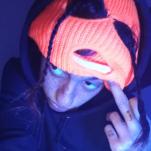 Sterling “Miney” Alo Liccl3