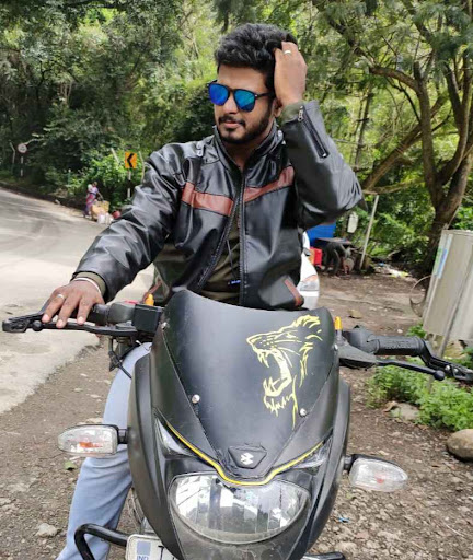 Vignesh Waran