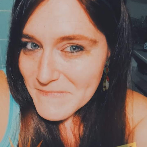 Lauren Constance (LC)