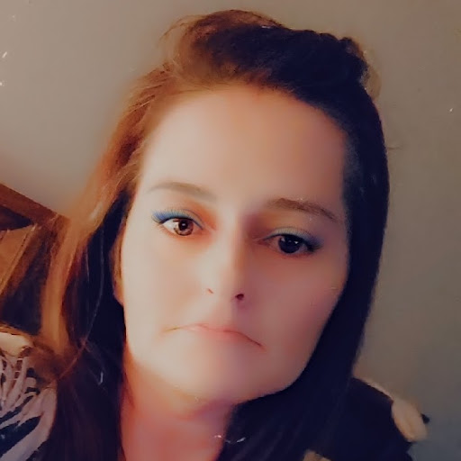 Annie-Laurie Mullins