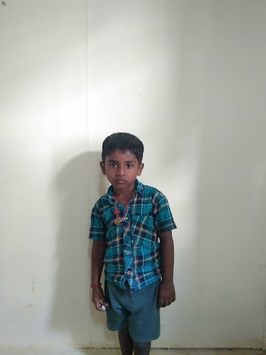 Mari Muthu