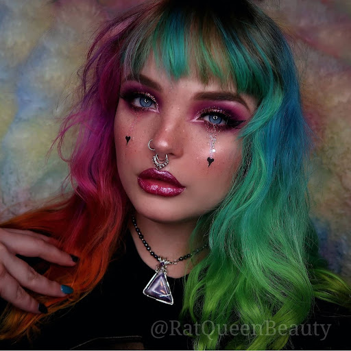 Anastasia Ostrom-Weitz (RatQueenLabs)