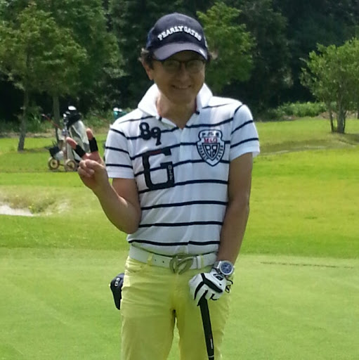 Yoshi Hirooka (廣岡慶彦)