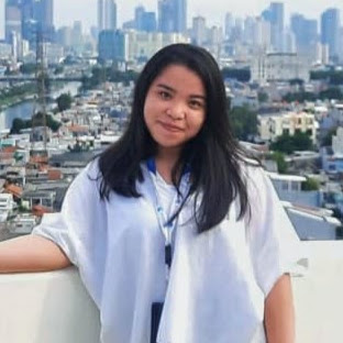 Esther Nuryani Gloria