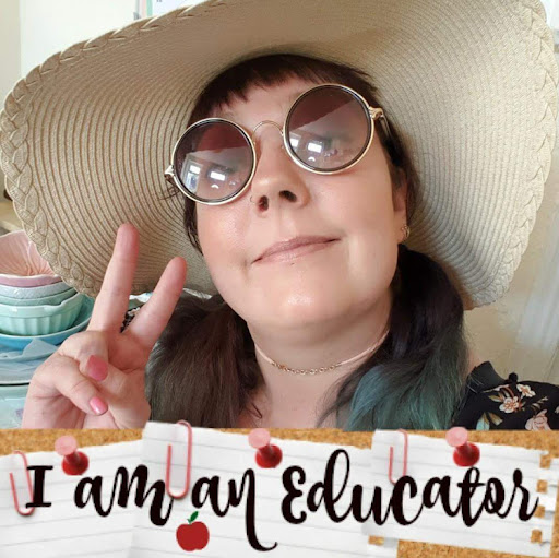 Nimue Von-Lind (Nim.)