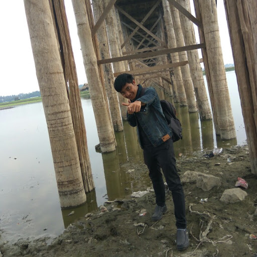 thant zin