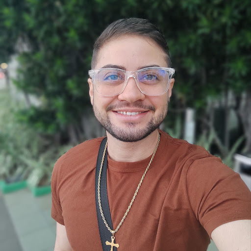 Bernardo Souza