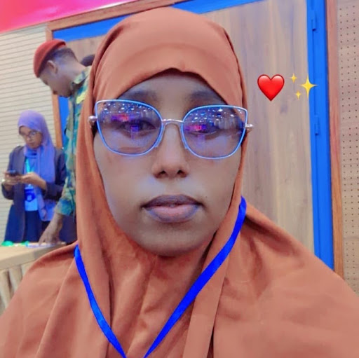 الفتاة الصامتة
