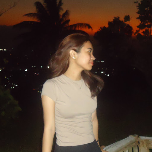 Miel Francine Palla