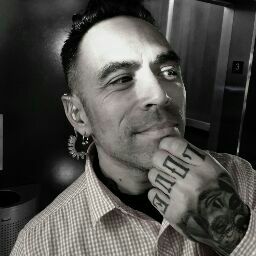 Vinnie Torres