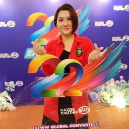 Lynn Tan