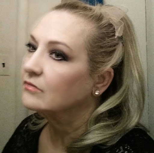 Lynn Faulkner