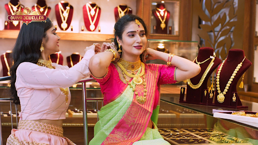 OVIYA JEWELLER Screen 3
