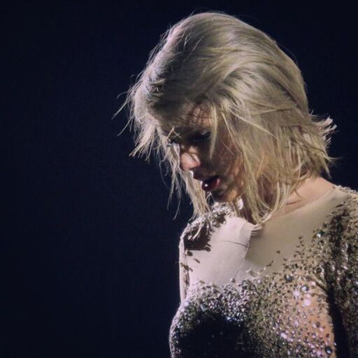 Taylor Swift Quotes Download on Windows