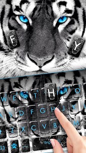 ثيم لوحة المفاتيح Fierce Tiger Eyes 2