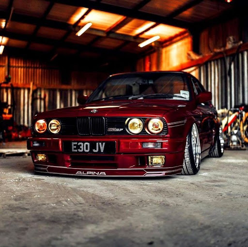 Bmw E30 wallpaper Screenshot