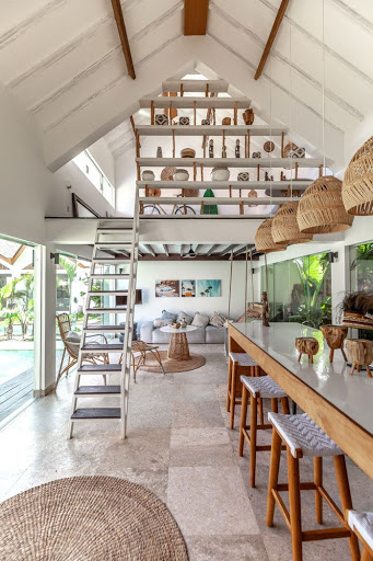 Screenshot of Bungalow Decor