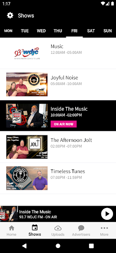 93.7 WDJC RADIO Screen 3