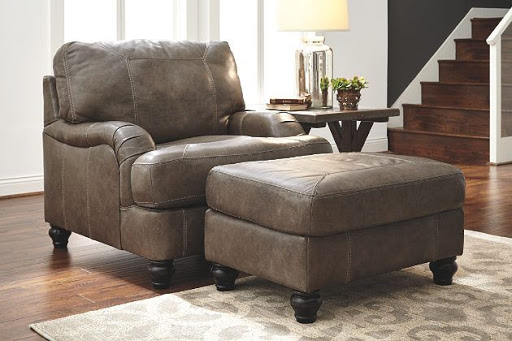 Chair with Ottoman Screenshot