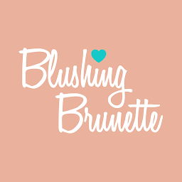 图标图片“Blushing Brunette”