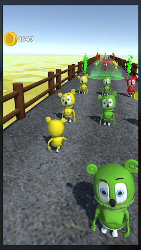 Colorful Bear Runner Screen 2