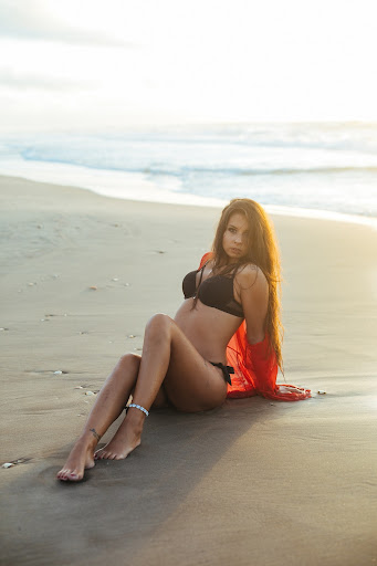 Android application Sexy Girls in bikini- group 5 screenshort