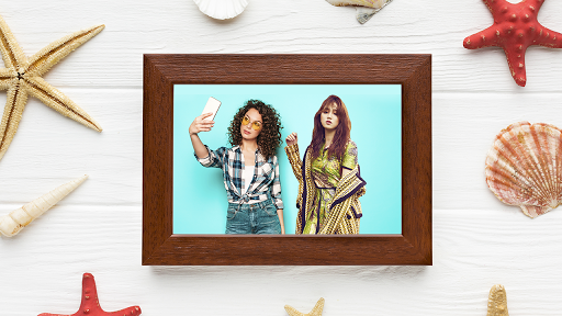 Selfie With Lee Sung-kyung