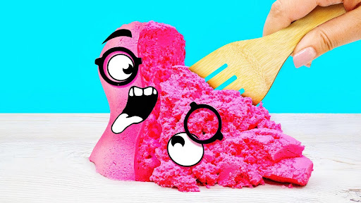Super Slime Sam Show Screen 3