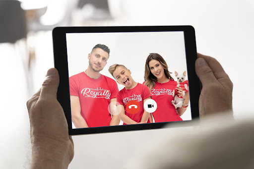 The Royalty Family Call Fake