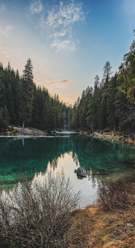 Full HD Background 2022  200K