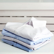 How to fold clothes easy