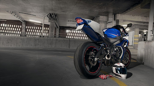 Suzuki GSX-R1000 Wallpapers