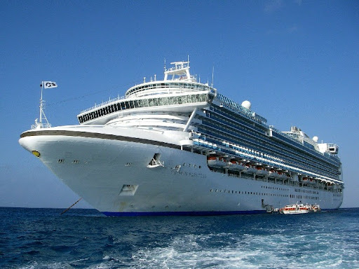 Cruise Ship Wallpapers Screen 3
