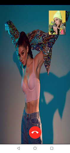 Kira Kosarin Fake Video Call - Screen 2