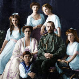 Icon image Romanov: La Dinastía Maldita