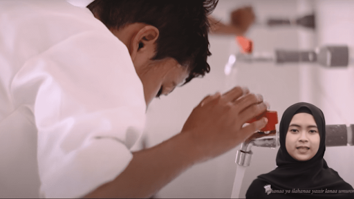 Risa Solihah Offline