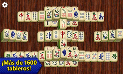 Juega el juego Solitario Mahjong Titans gratis online