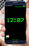screenshot of Huge Lock Screen Clock