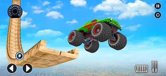 Monster Car Ramp Stunts Racer