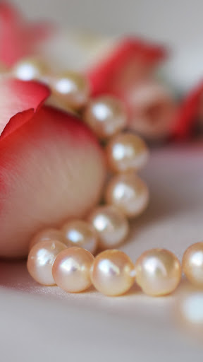 Android application white pearl wallpaper screenshort