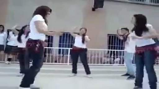 قلب وين غايب عليه يومين