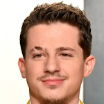Cover Image of Télécharger Charlie Puth Songs 1.0 APK