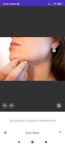 Screenshot of Face editing retouch Facefact