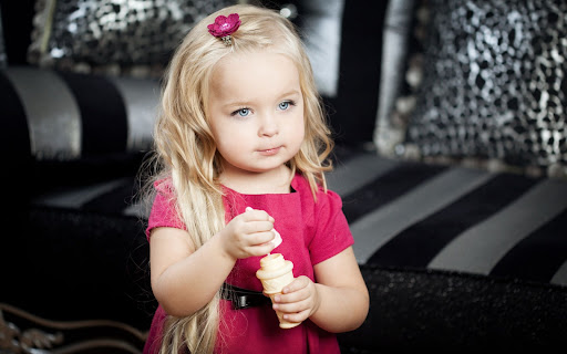 Download Cute Baby Girl Wallpaper Free for Android - Cute Baby Girl  Wallpaper APK Download 
