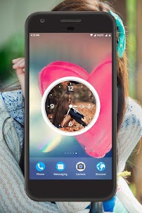 Girl Clock Live Wallpaper Screenshot