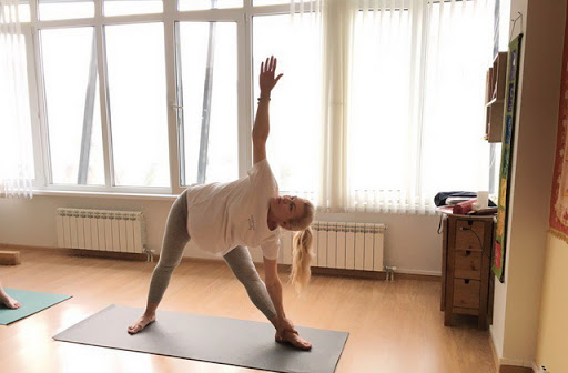 Prenatal yoga workout at home