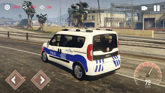 Fiat Doblo: Police Car Driver