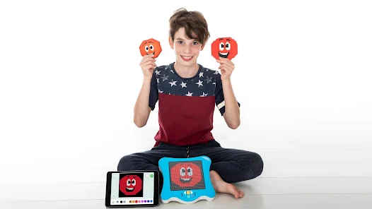 Smart outlet pixelator bracelet
