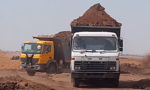 Indian Cargo Truck Driving 3D 1.8 screenshots 4