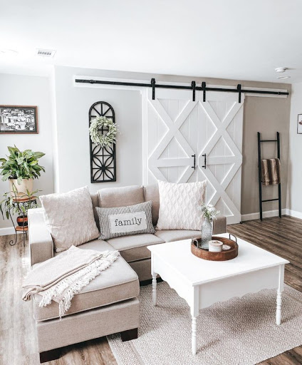 Screenshot of Farmhouse Home Decor